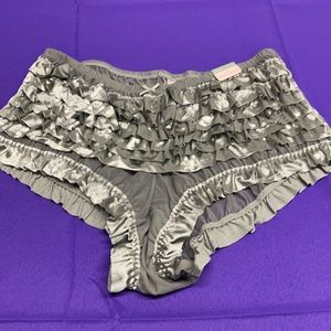 Cacique ruffled panties 22/24
